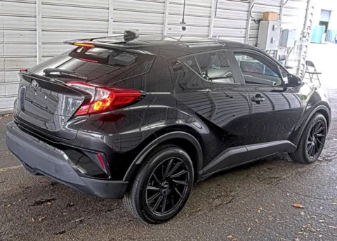 More photos of 2021 Toyota C-HR XLE at Dream Work Automotive, NC