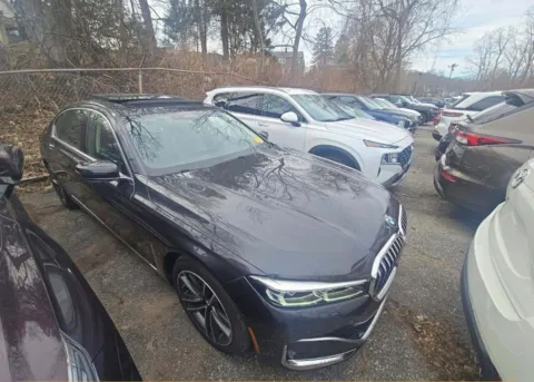 More photos of 2022 BMW 7 Series 750i xDrive at Dream Work Automotive, NC