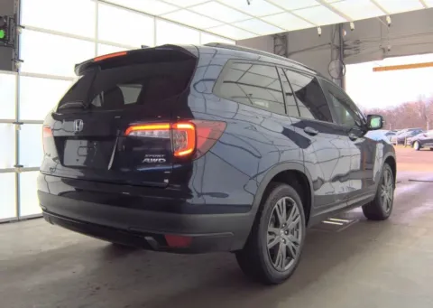 More photos of 2022 Honda Pilot Sport at Dream Work Automotive, NC