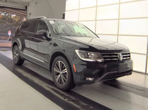 More photos of 2018 Volkswagen Tiguan 2.0T SEL at Dream Work Automotive, NC