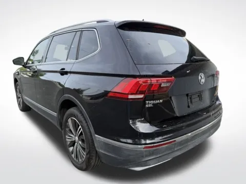 More photos of 2018 Volkswagen Tiguan 2.0T SEL at Dream Work Automotive, NC