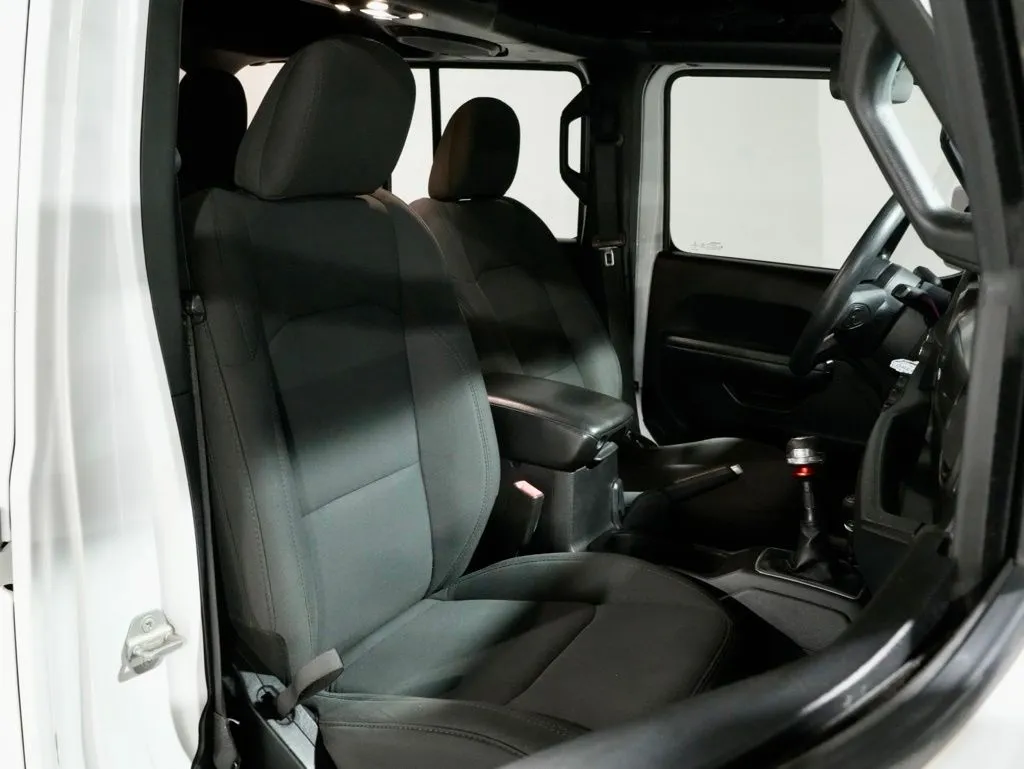 2019 Jeep Wrangler Unlimited Sport - Photo 21