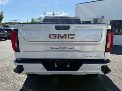 More photos of 2020 GMC Sierra 1500 Denali at Dream Work Automotive, NC