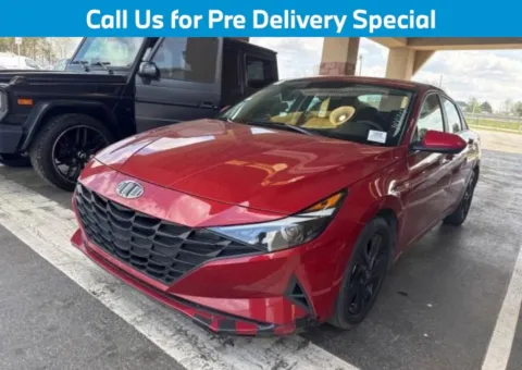 Red 2021 Hyundai Elantra SEL for sale in Charlotte, NC