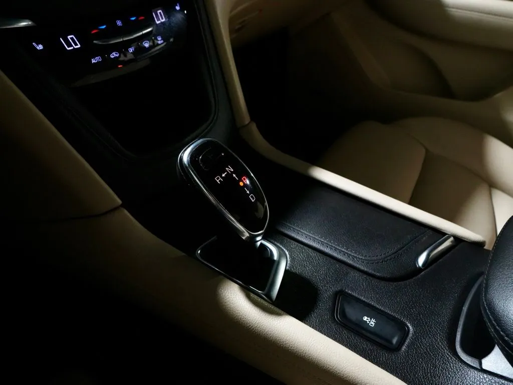 2017 Cadillac XT5 Base - Photo 21