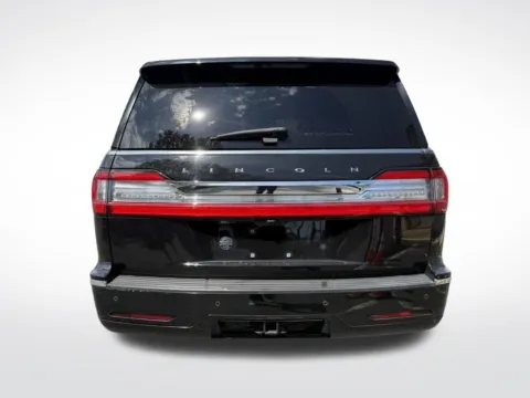 More photos of 2019 Lincoln Navigator Reserve at Dream Work Automotive, NC