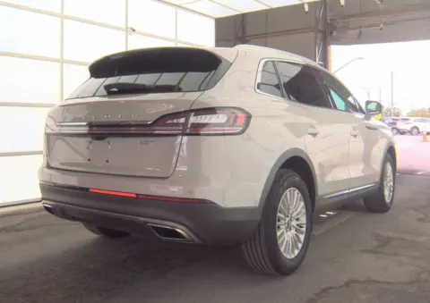 More photos of 2019 Lincoln Nautilus Standard at Dream Work Automotive, NC