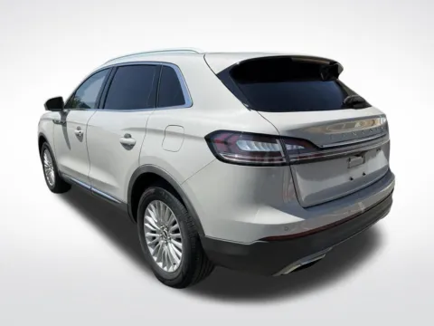 More photos of 2019 Lincoln Nautilus Standard at Dream Work Automotive, NC