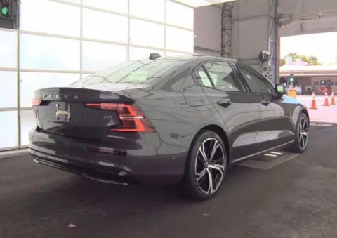More photos of 2023 Volvo S60 B5 Plus Dark Theme at Dream Work Automotive, NC