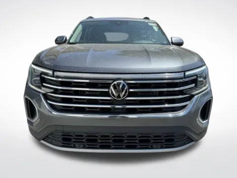 More photos of 2024 Volkswagen Atlas 2.0T SE w/Technology at Dream Work Automotive, NC