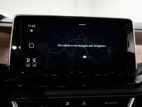 More photos of 2024 Volkswagen Atlas 2.0T SE w/Technology at Dream Work Automotive, NC