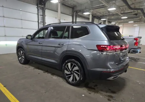 Photos of 2024 Volkswagen Atlas 2.0T SE w/Technology for sale in Charlotte, NC at Dream Work Automotive