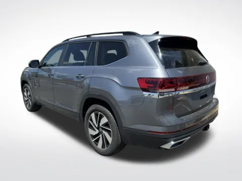 More photos of 2024 Volkswagen Atlas 2.0T SE w/Technology at Dream Work Automotive, NC