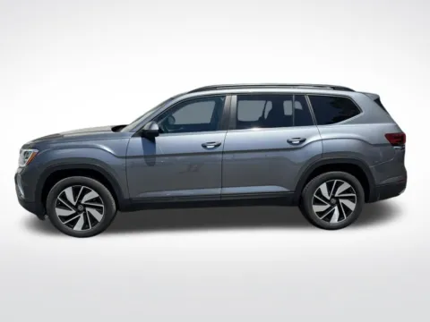 Another view of 2024 Volkswagen Atlas 2.0T SE w/Technology for sale in Charlotte, NC at Dream Work Automotive