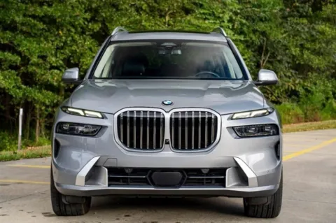More photos of 2023 BMW X7 xDrive40i at Dream Work Automotive, NC