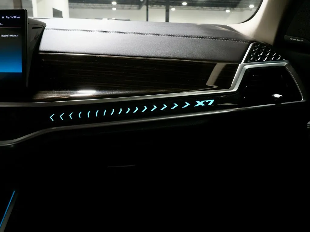 2023 BMW X7 40i - Photo 27