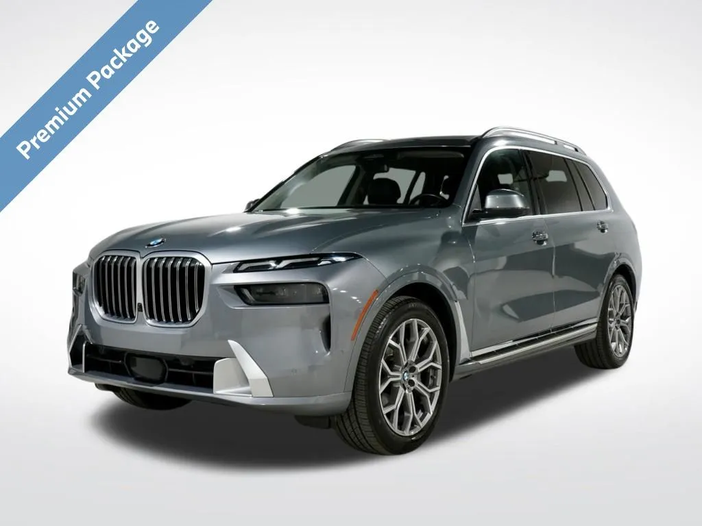 2023 BMW X7 xDrive40i's photo