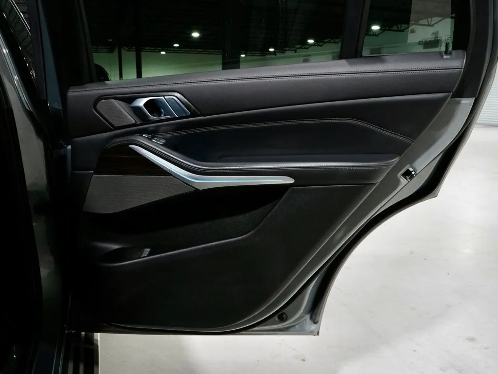 2023 BMW X7 40i - Photo 36