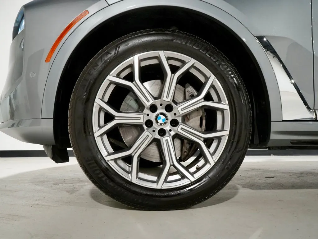 2023 BMW X7 40i - Photo 37