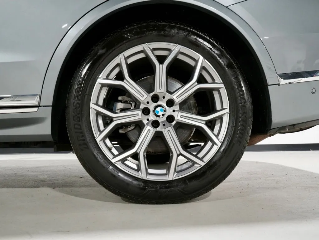 2023 BMW X7 40i - Photo 38