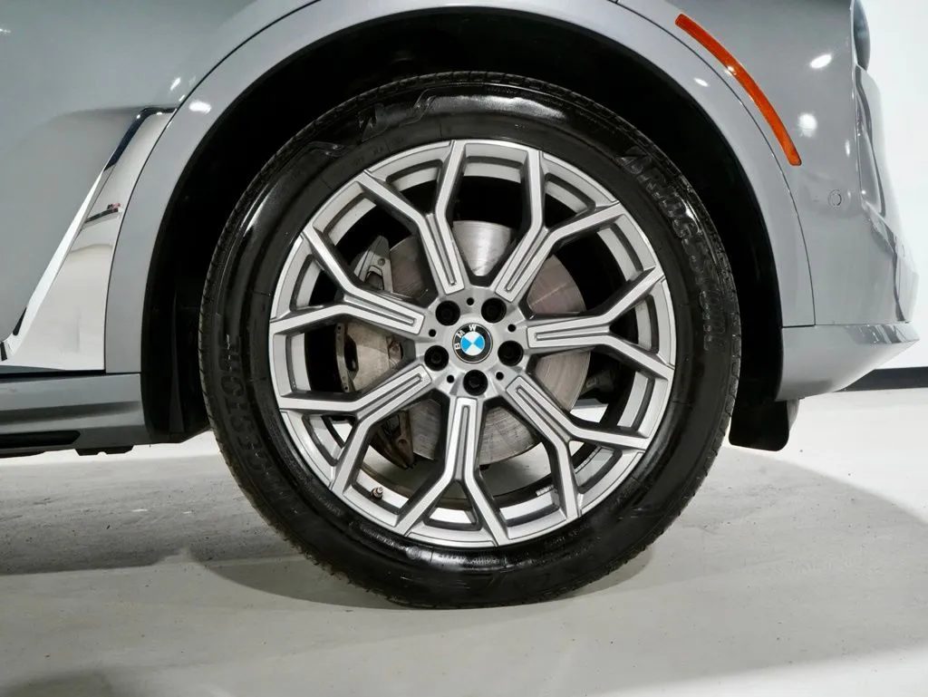 2023 BMW X7 40i - Photo 40