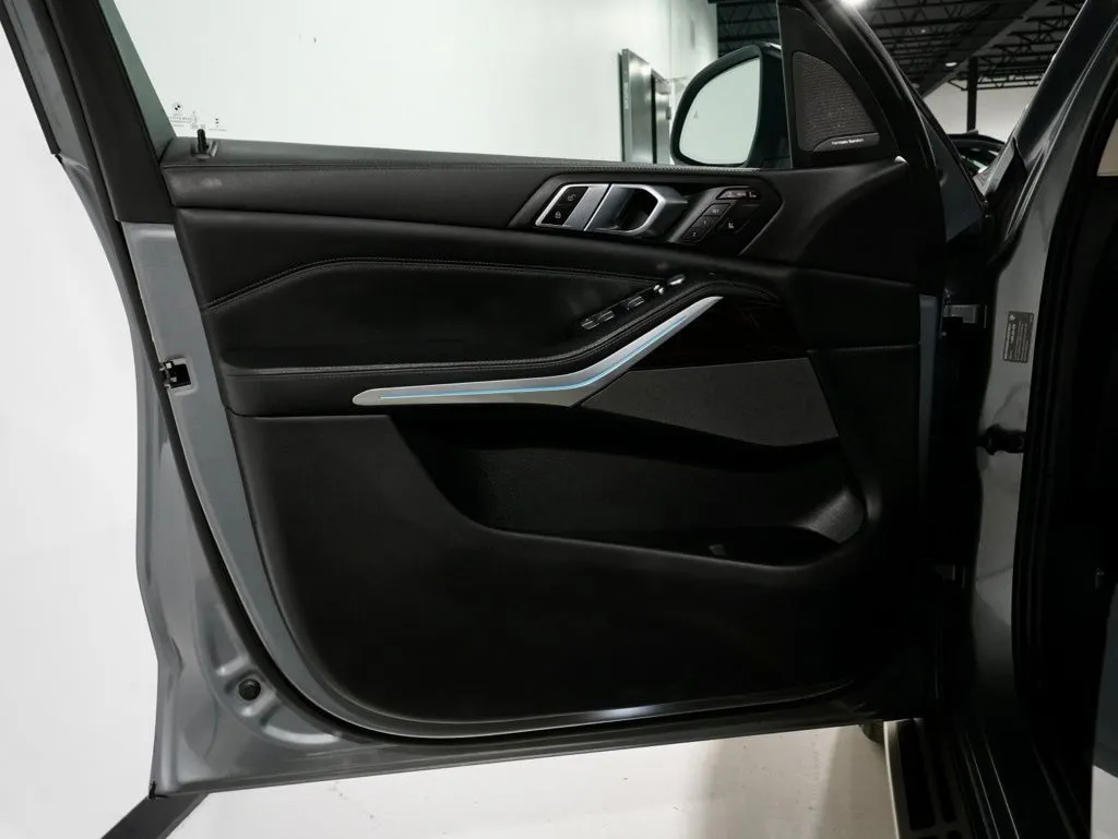 2023 BMW X7 40i - Photo 14