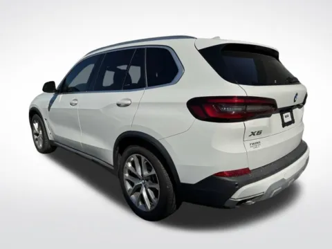 More photos of 2021 BMW X5 sDrive40i at Dream Work Automotive, NC