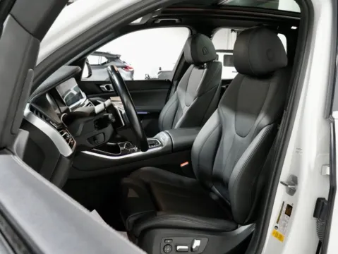Another view of 2021 BMW X5 sDrive40i for sale in Charlotte, NC at Dream Work Automotive