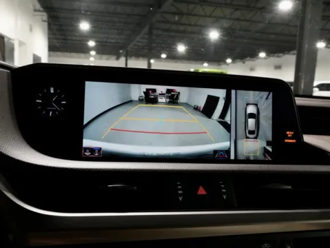 More photos of 2021 Lexus ES 300h Ultra Luxury at Dream Work Automotive, NC