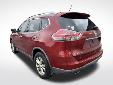 More photos of 2016 Nissan Rogue SV at Dream Work Automotive, NC