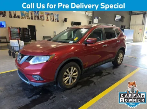 Red 2016 Nissan Rogue SV for sale in Charlotte, NC