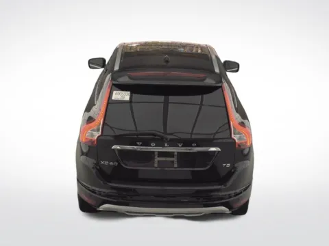 More photos of 2017 Volvo XC60 T5 Dynamic at Dream Work Automotive, NC