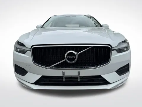 More photos of 2021 Volvo XC60 T6 Momentum at Dream Work Automotive, NC