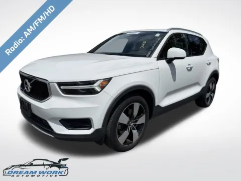 White 2019 Volvo XC40 Momentum for sale in Charlotte, NC