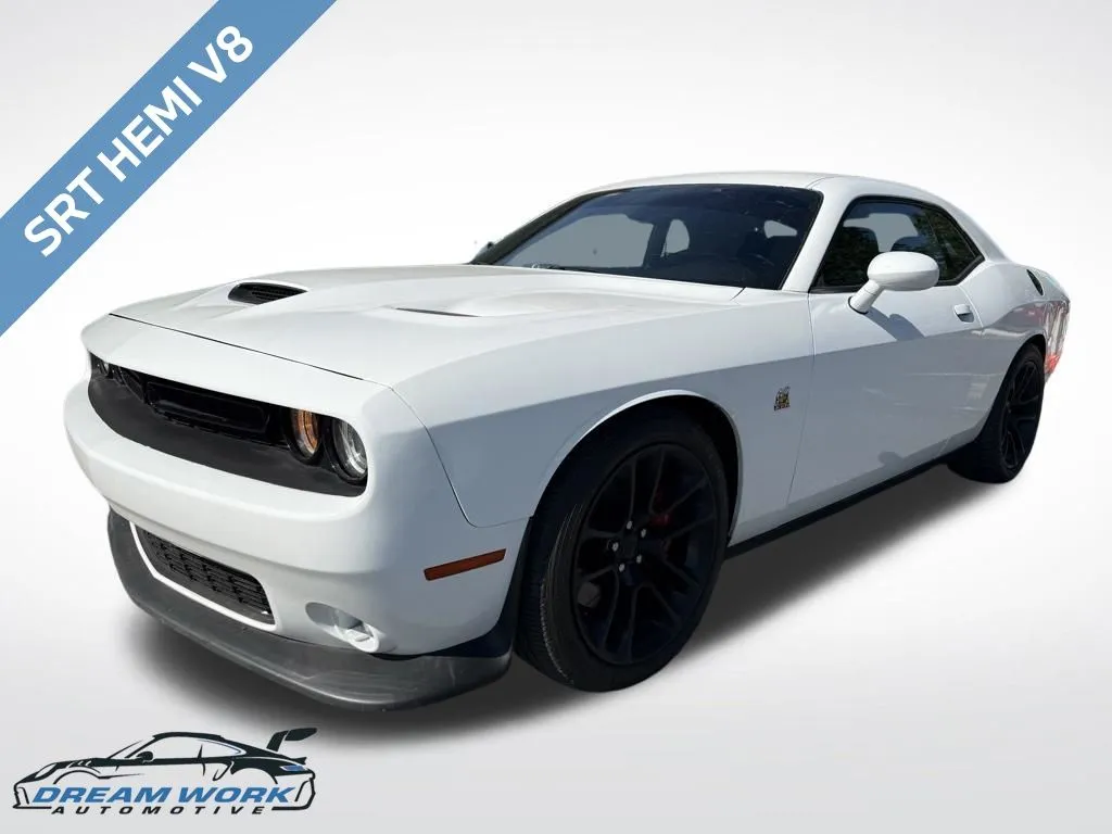 2020 Dodge Challenger R/T Scat Pack's photo