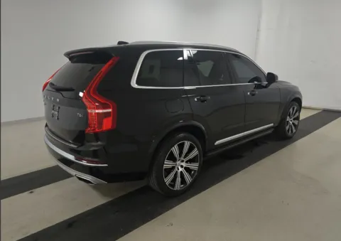 More photos of 2021 Volvo XC90 T6 Inscription at Dream Work Automotive, NC