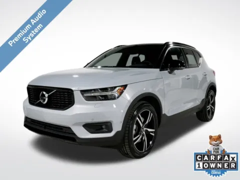 Gray 2022 Volvo XC40 R-Design for sale in Charlotte, NC