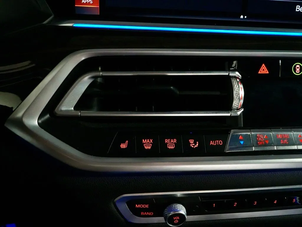 2021 BMW X5 40i - Photo 24