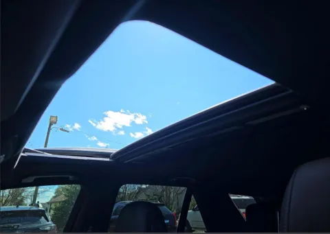 More photos of 2018 Mercedes-Benz GLE 350 at Dream Work Automotive, NC