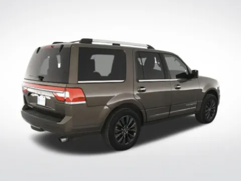 More photos of 2017 Lincoln Navigator Reserve at Dream Work Automotive, NC