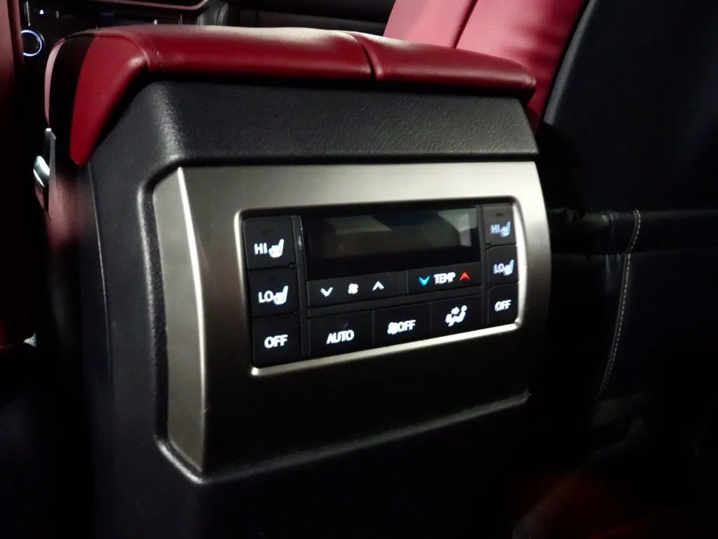 2023 Lexus GX PREMIUM - Photo 32