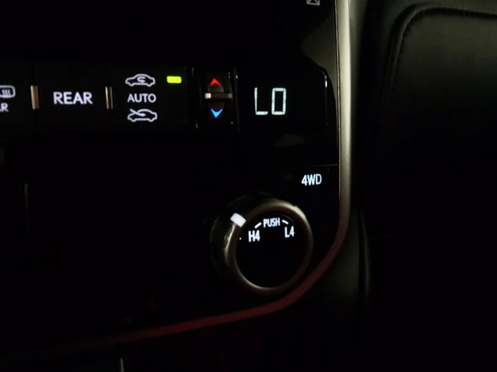 2023 Lexus GX PREMIUM - Photo 23