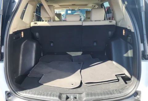 More photos of 2022 Honda CR-V EX-L at Dream Work Automotive, NC