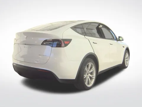 More photos of 2023 Tesla Model Y Long Range at Dream Work Automotive, NC