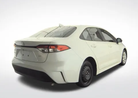 More photos of 2023 Toyota Corolla LE at Dream Work Automotive, NC