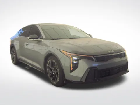More photos of 2025 Kia K4 GT-Line at Dream Work Automotive, NC