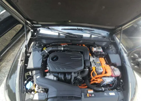More photos of 2021 Hyundai Sonata Hybrid Blue at Dream Work Automotive, NC