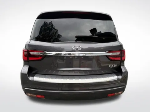 More photos of 2022 INFINITI QX80 LUXE at Dream Work Automotive, NC