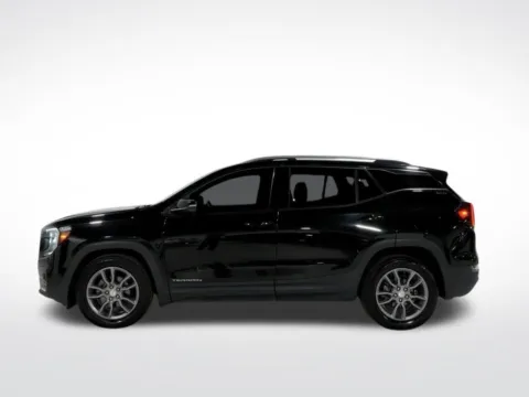 More photos of 2022 GMC Terrain SLT at Dream Work Automotive, NC