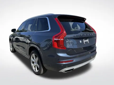 More photos of 2021 Volvo XC90 T5 Momentum at Dream Work Automotive, NC